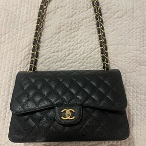 CHANEL Black Quilted Leather Shoulder Bag with Gold Hardware